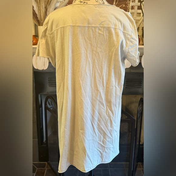 Johnny Was Tunic Women’s Large Beige Embroidered Hibiscus Floral Slit V-Neck - Picture 6 of 13